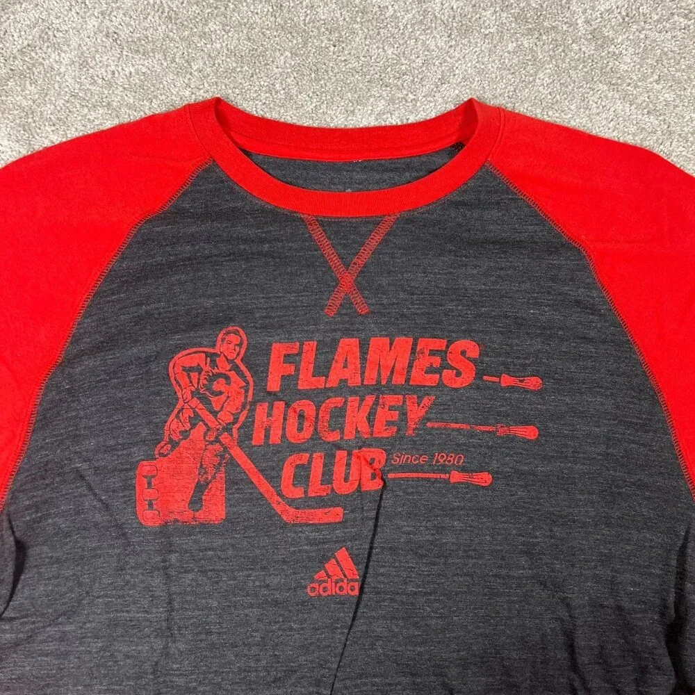 Adidas Mens Large Gray Red Calgary Flames Hockey‎ Club Raglan Sleeve T-Shirt NWT